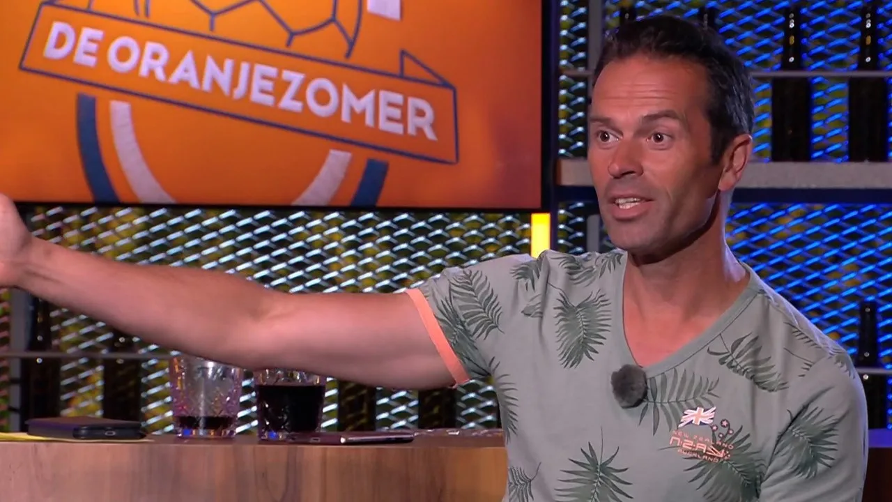 Bas koestert warme herinneringen aan vrouwelijke sneaker