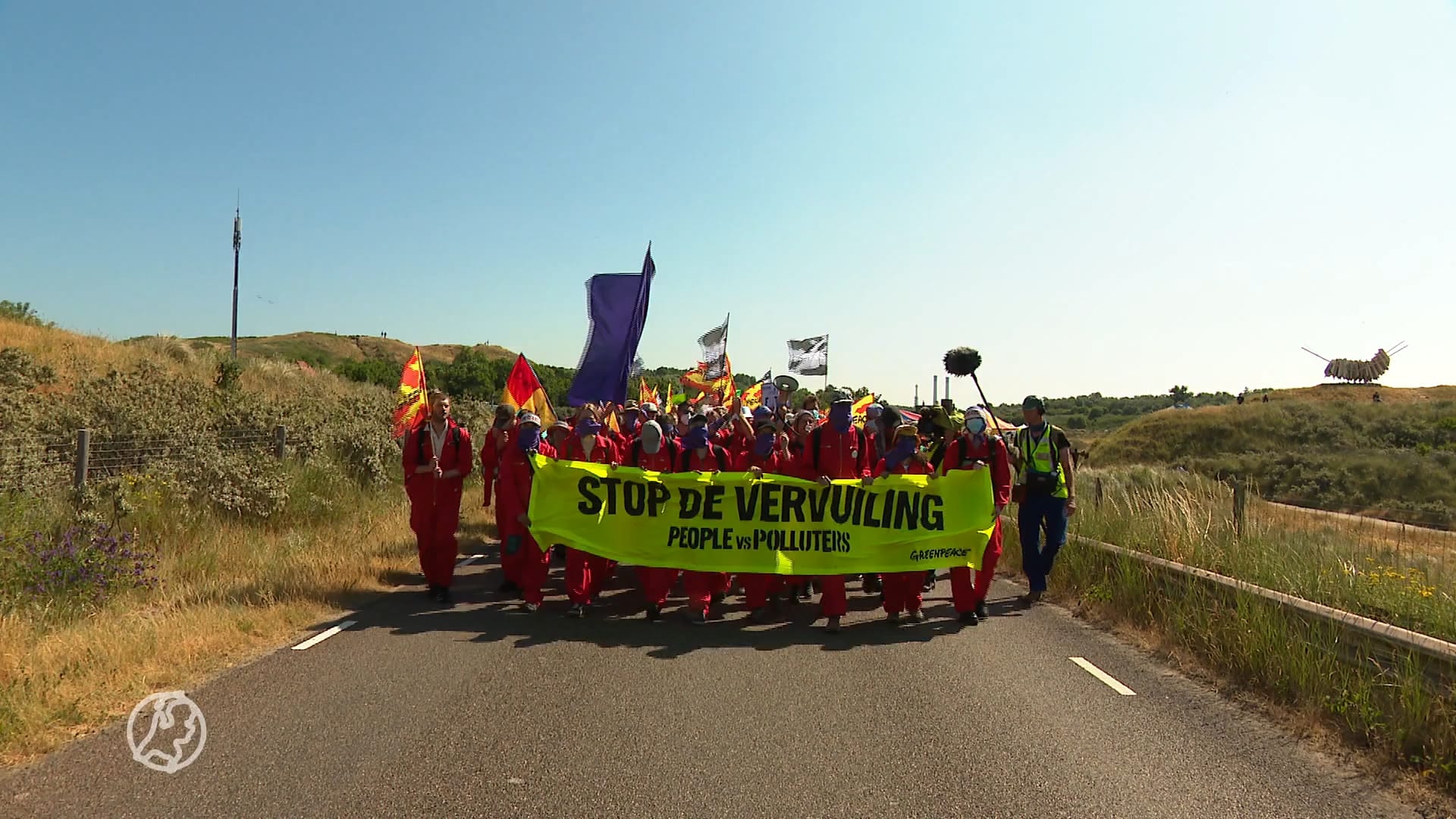 Niemand gearresteerd bij actie klimaatactivisten bij Tata Steel