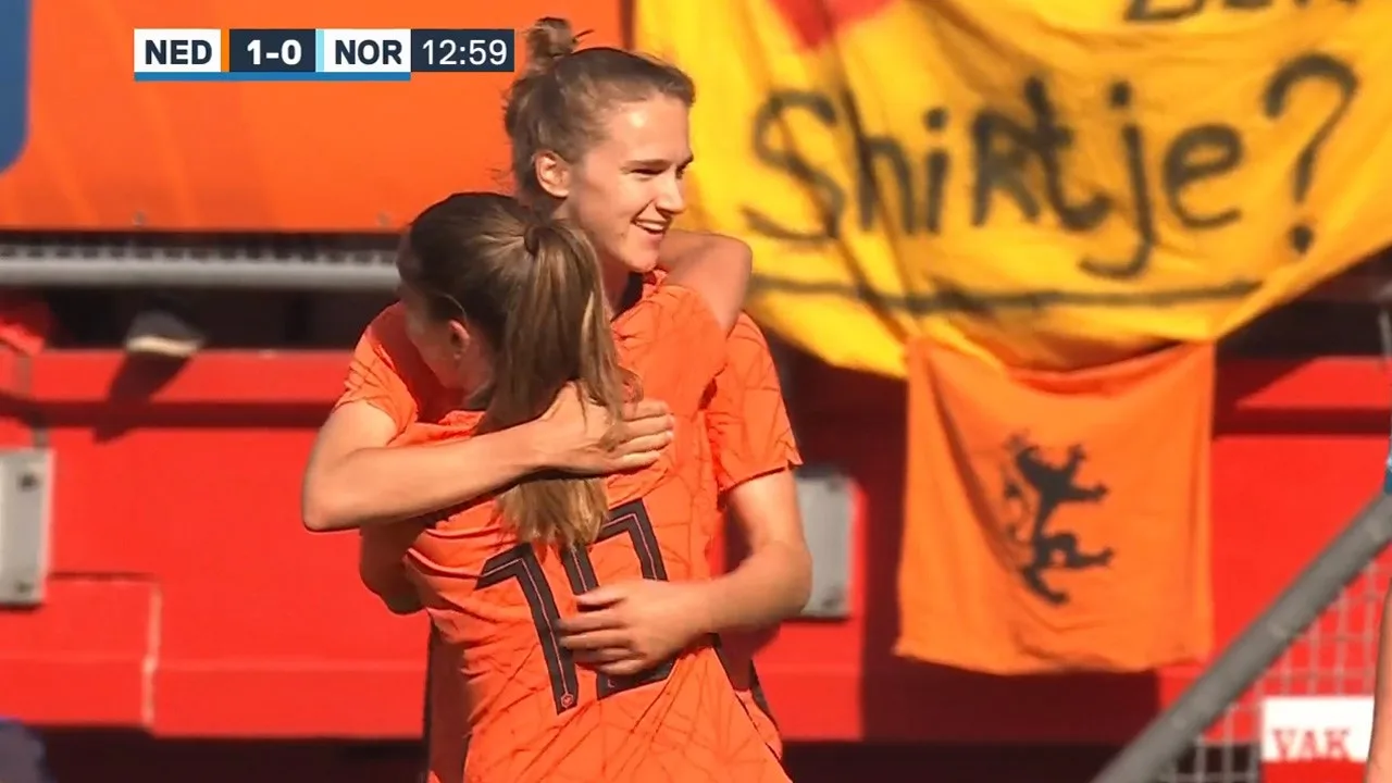 VIDEOGOAL: Oranje Leeuwinnen - Noorwegen 1-0 (Miedema)