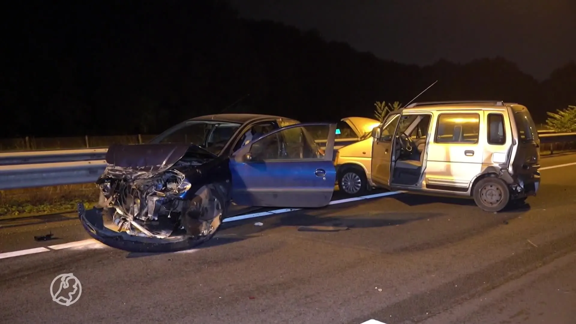 Vijf auto's knallen op elkaar bij kettingbotsing op A73