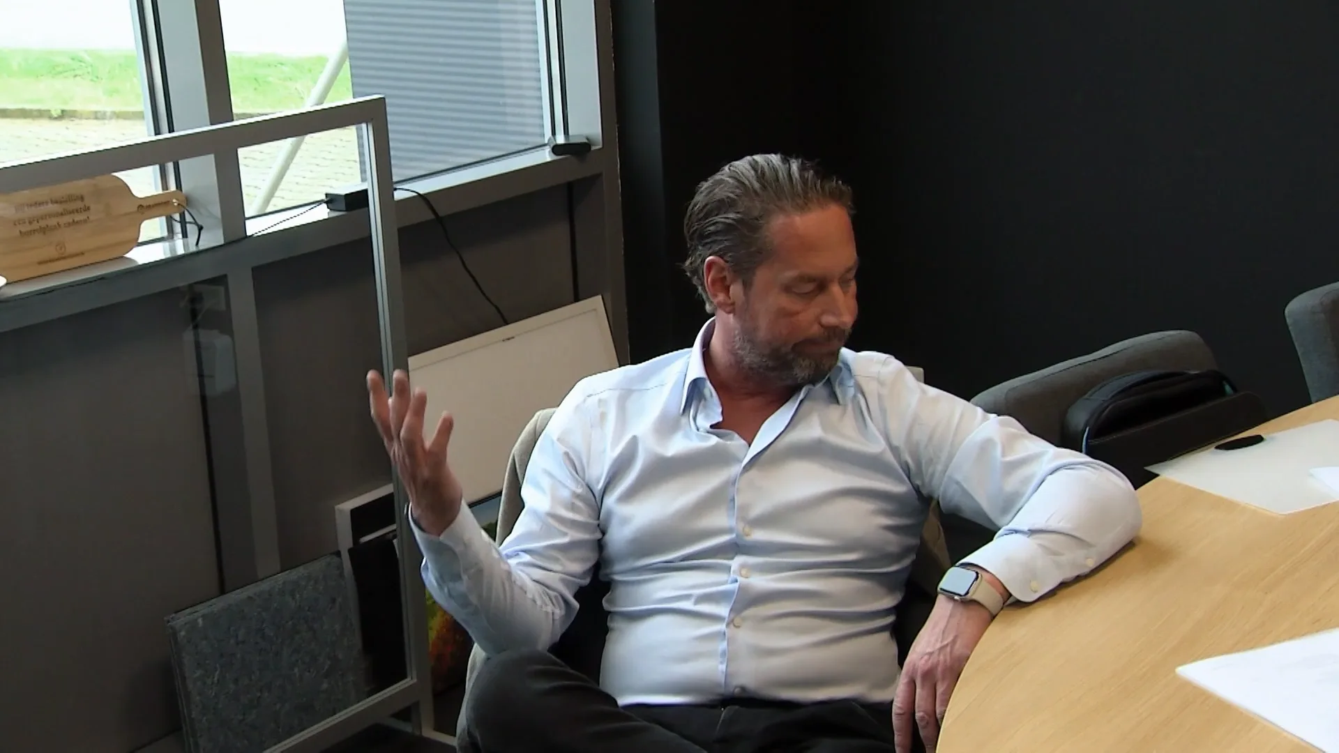 GEVAARLIJKE CRIMINEEL Pieter K. slaat DIRECT na zijn vrijlating weer TOE