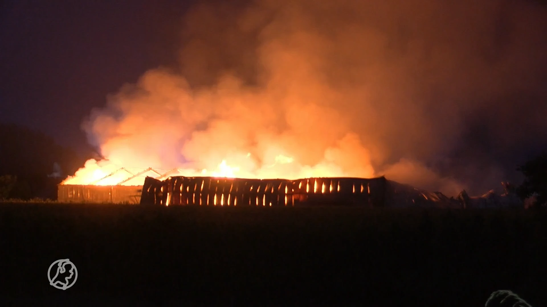 Tientallen caravans verwoest na grote brand in Oudelande