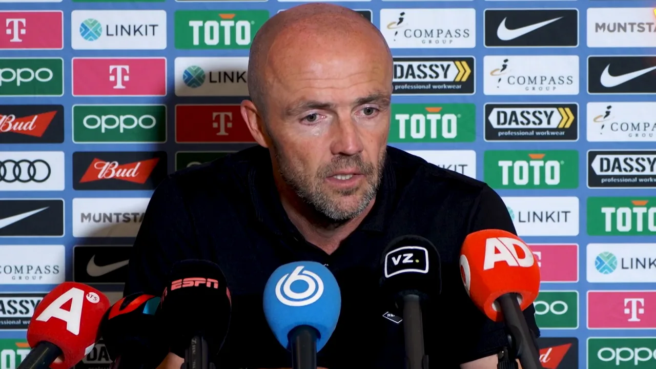 Schreuder tevreden over Tadic op rechts: 'Hij was balvast'