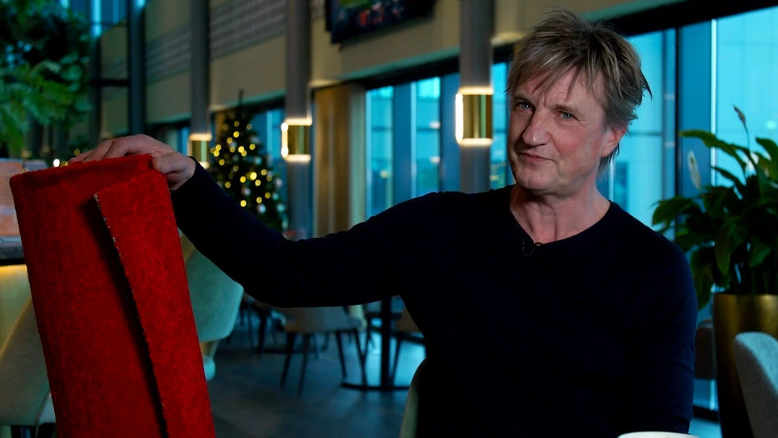 Koffie met Kieft: Wim niet blij met tapijt van Sinterklaas!