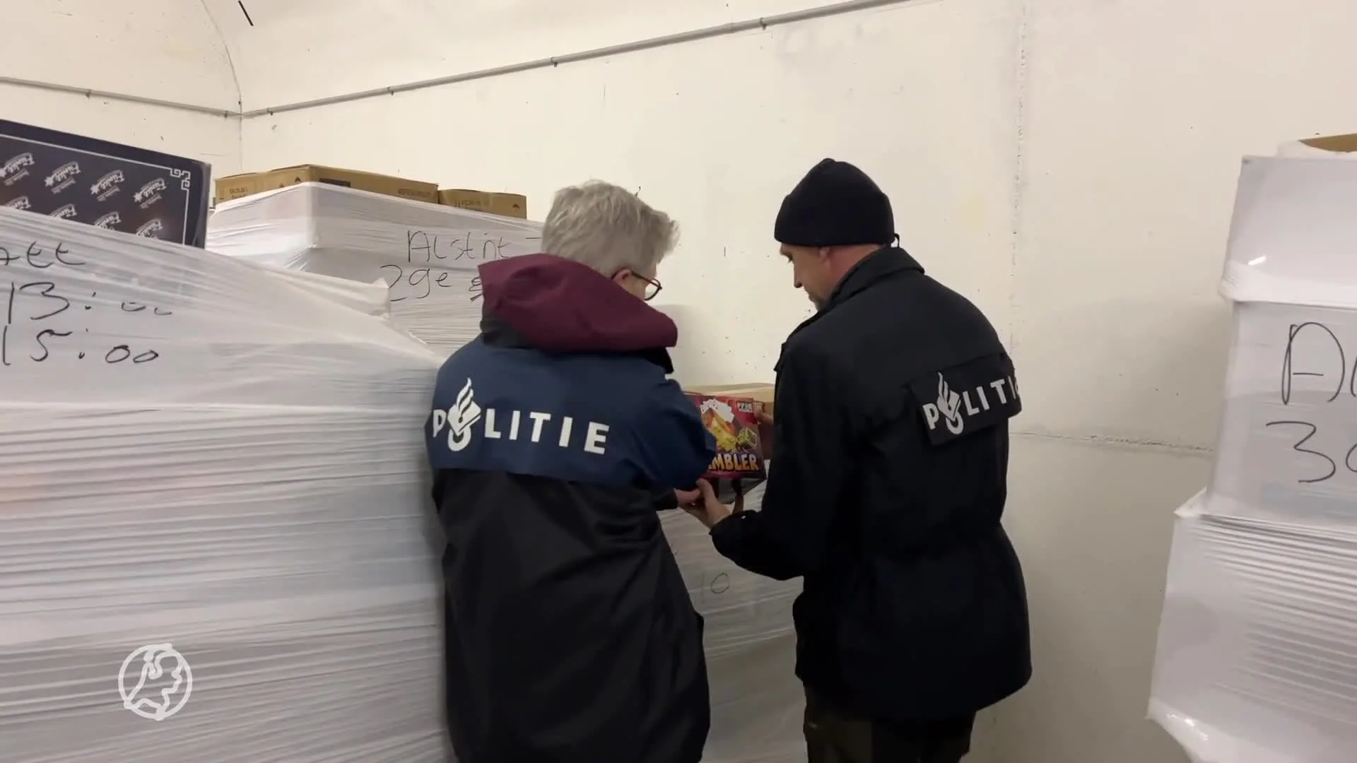 Explosieve samenwerking Duitse en Nederlandse politie: 250.000 kilo illegaal vuurwerk ontdekt