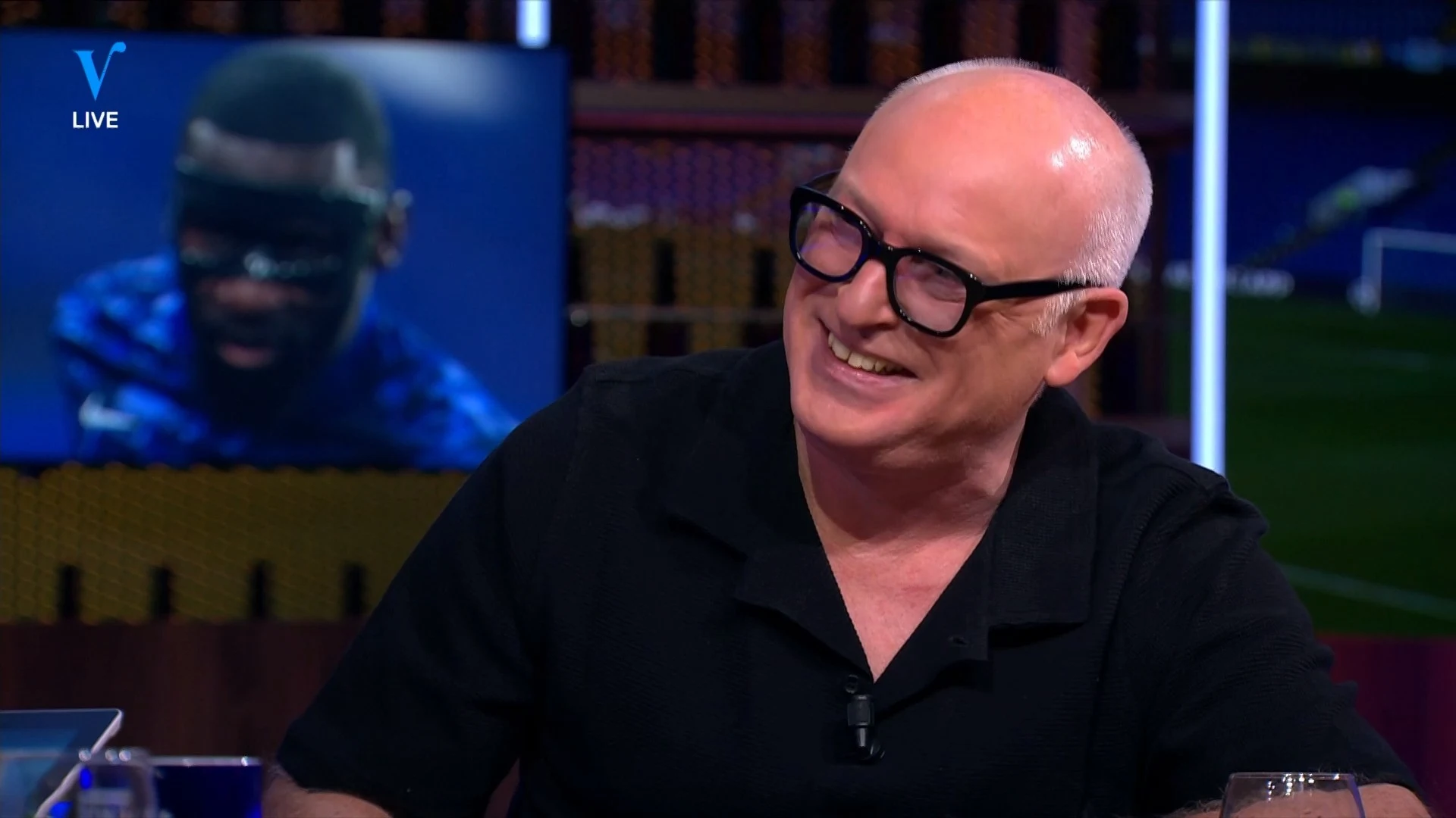 René lacht om Chelsea-verdediger: 'Heeft gewoon 200 meter voo...