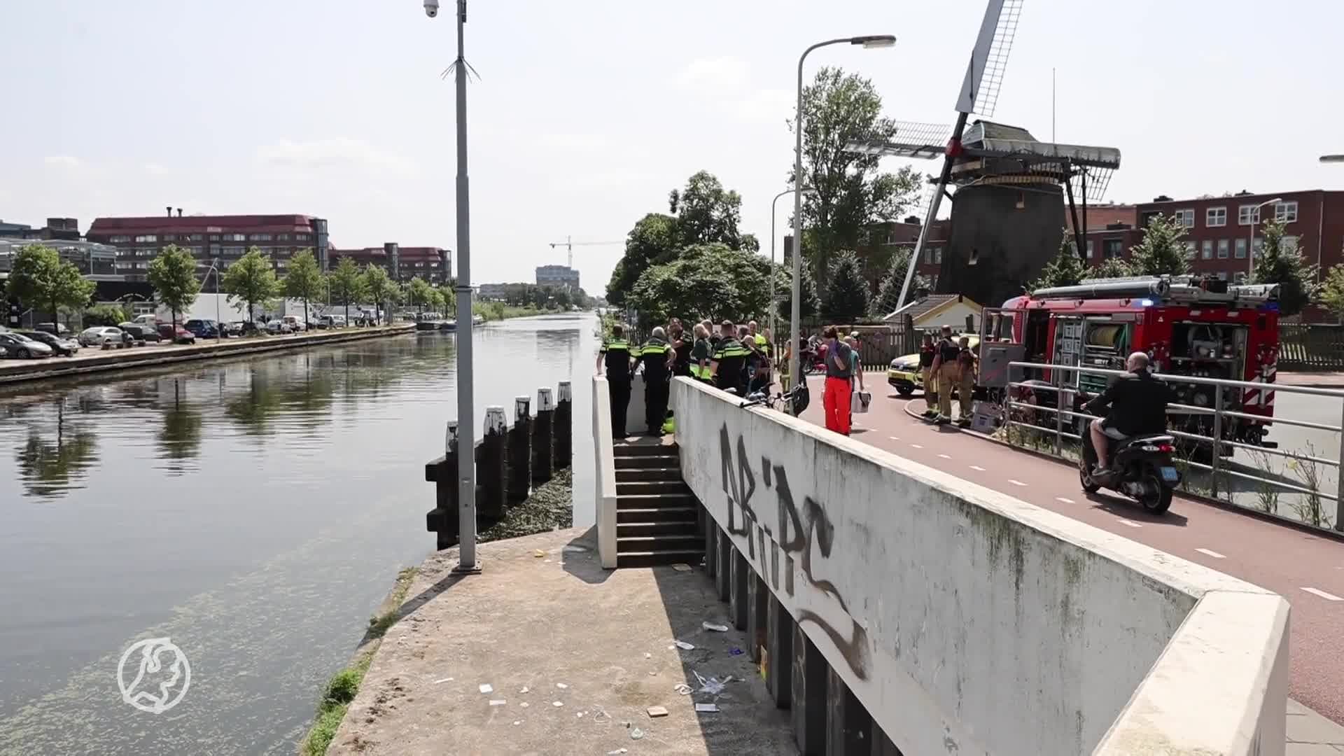 Kind in zorgwekkende toestand aangetroffen in kanaal in Den Haag