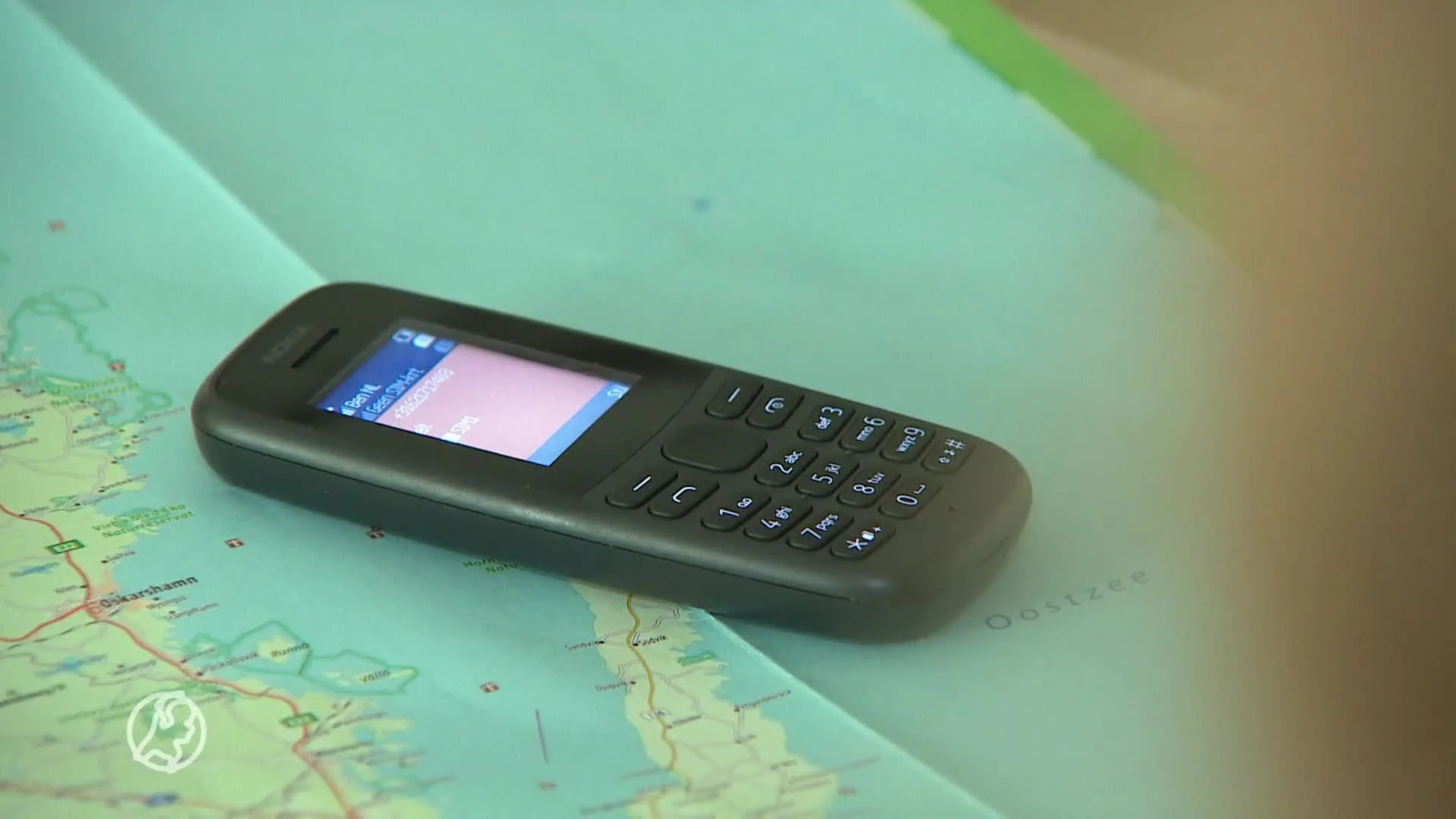 Marije en Lobke gaan zónder smartphone op vakantie