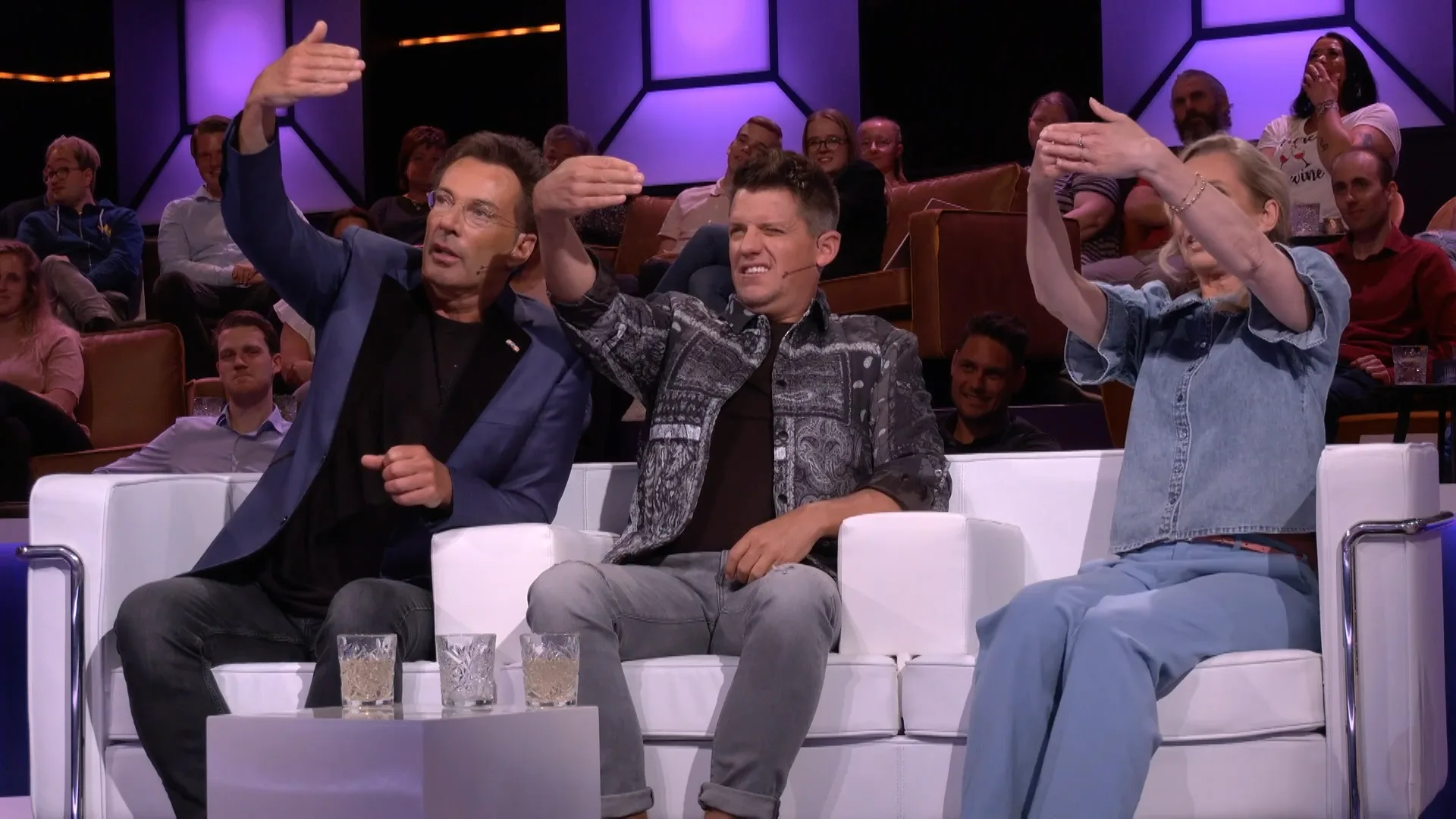 WIE ZIT ER IN DE BOX: Hans Klok, René le Blanc of toch Donald Trump?