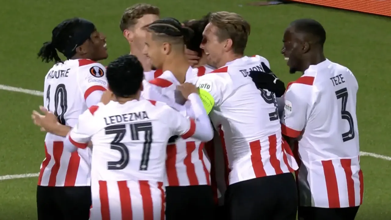 VIDEOGOAL: Bodø/Glimt - PSV 0-1 (Eigen goal Sampsted)