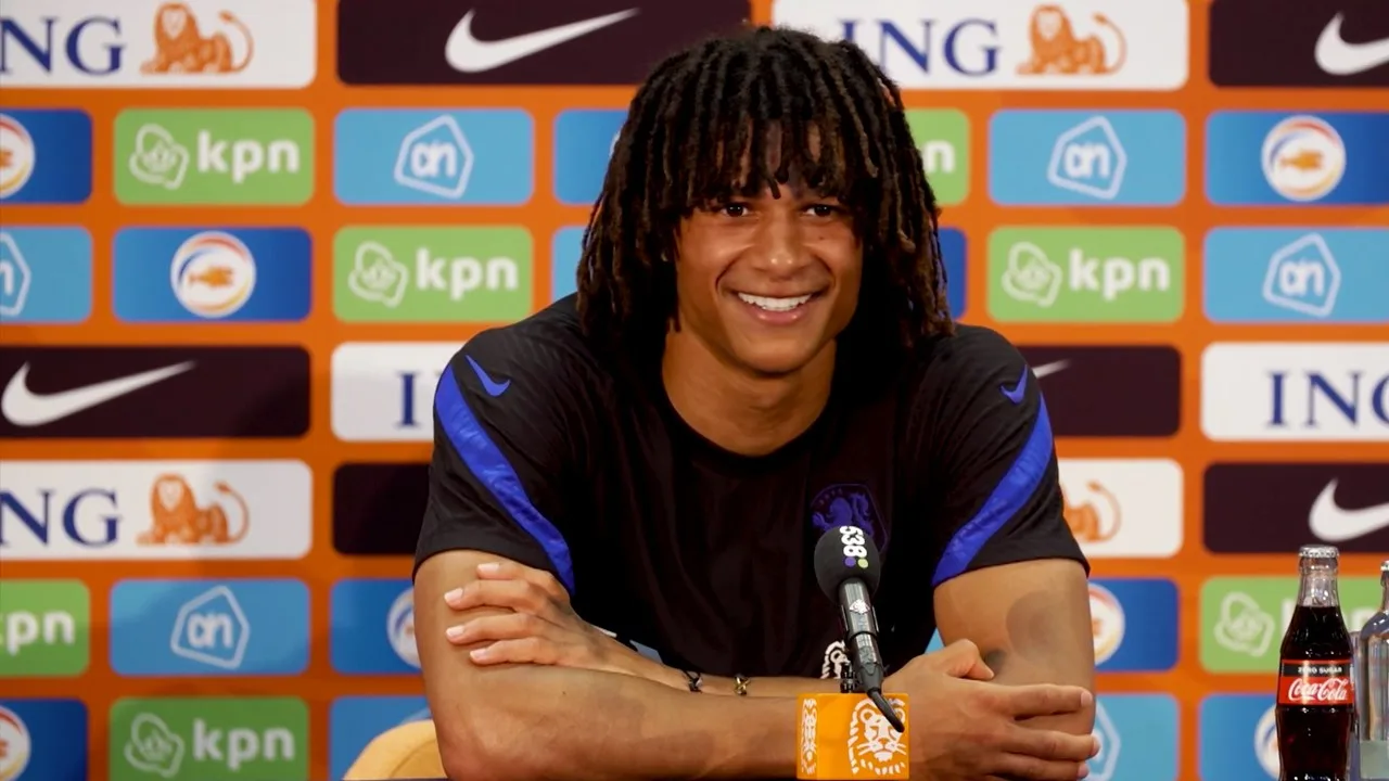 Aké verveelde zich tijdens lockdown: 'Toen maar piano op Amaz...