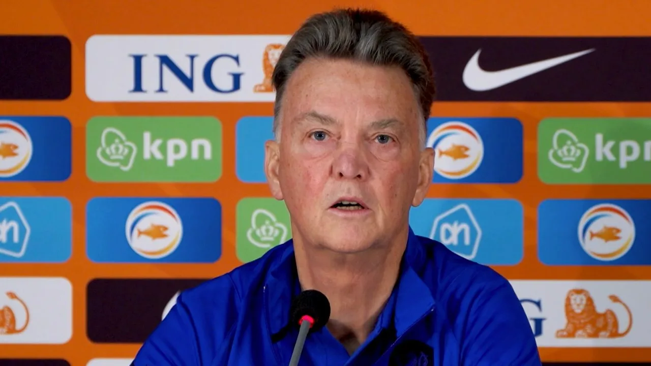 Van Gaal geïrriteerd door reactie journalist: 'Je hebt een grote mond'