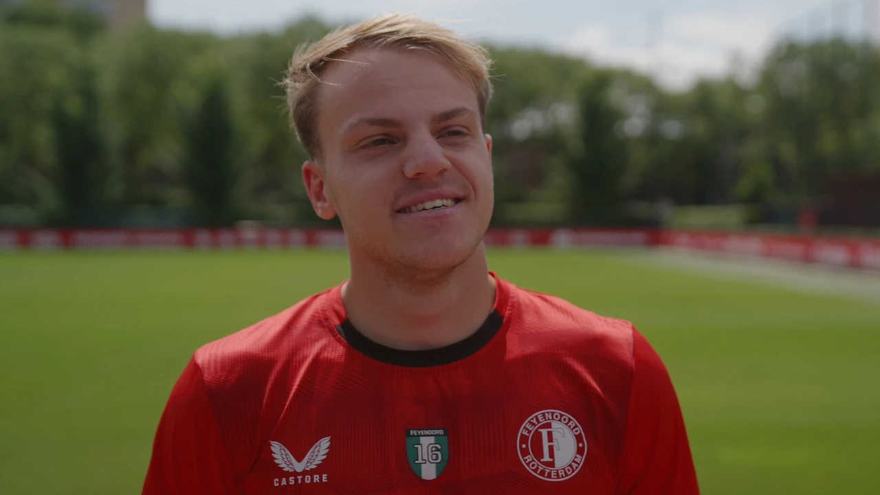 Van den Belt over ontwikkeling Kökcü bij Feyenoord: 'Dat zou voor mij ook heel goed zijn'