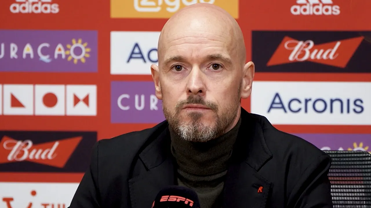 Ten Hag heeft zich niet geërgerd aan fluitconcerten richting Onana en gemor bij Blind