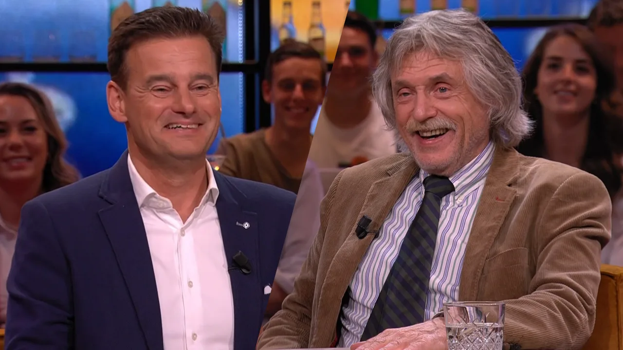 Uniek moment: Johan glimlacht om grapje van Wilfred