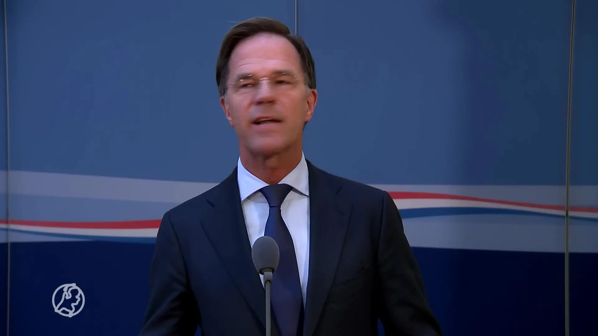 Rutte weigert te reageren op #kutland: 'Ik heb nu vakantie'