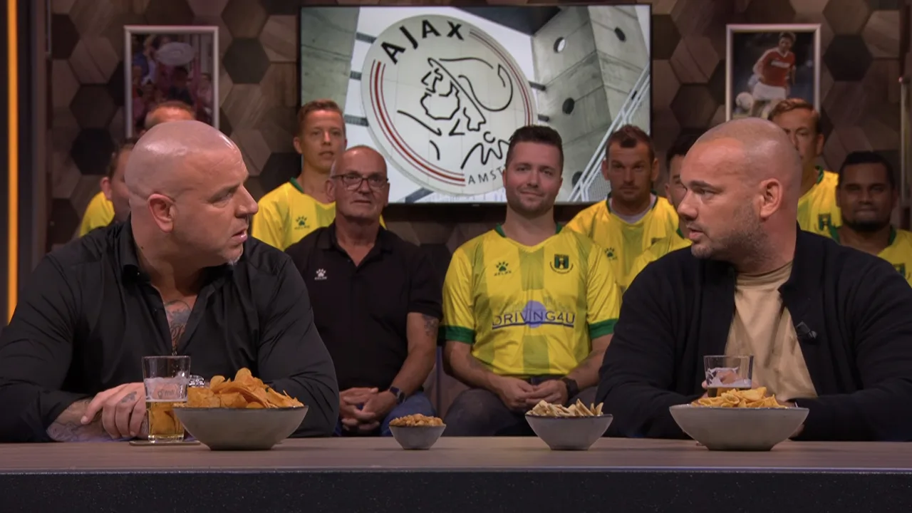 Andy doet beroep op Wesley: 'Jij moet Ajax redden, anders gaat het helemaal verkeerd!'