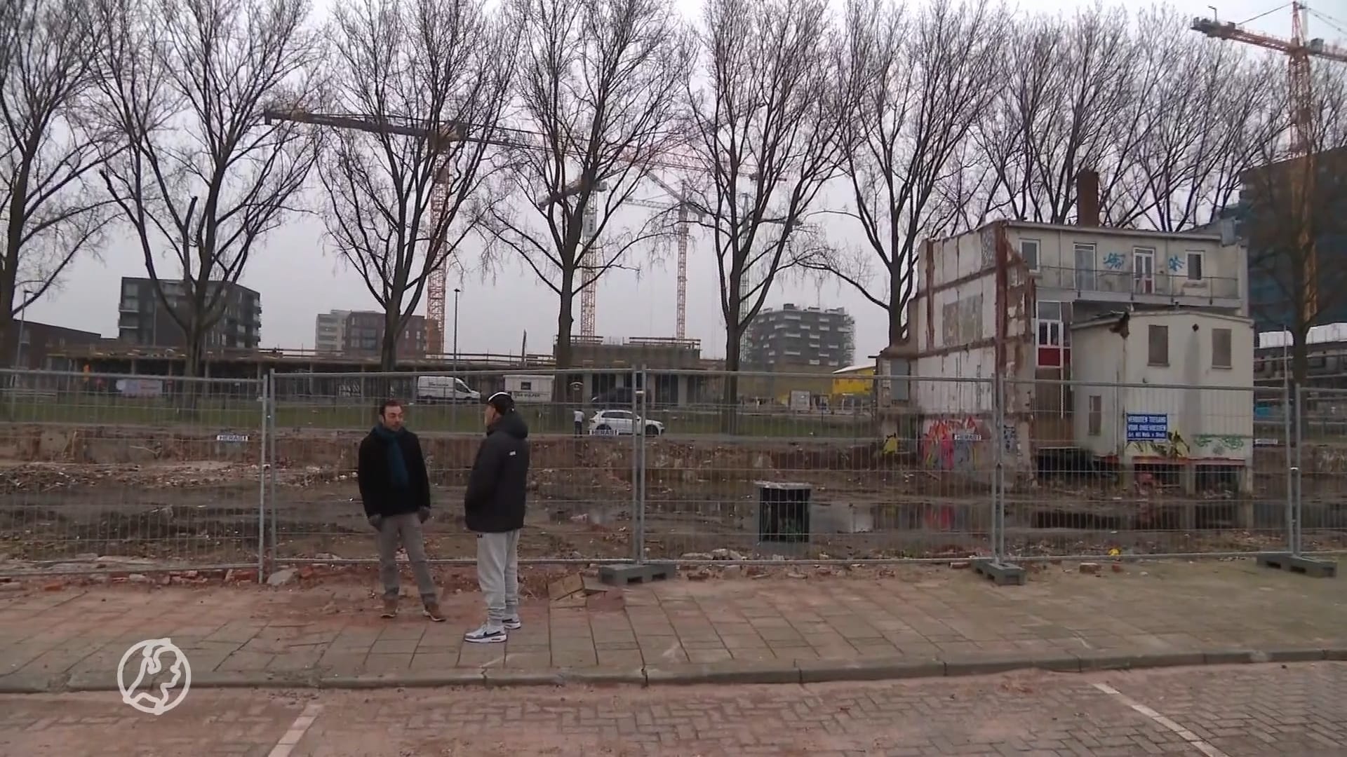 Sloop Rotterdamse Tweebosbuurt vastgelegd in documentaire: 'Ze hebben hier een gemeenschap gesloopt'