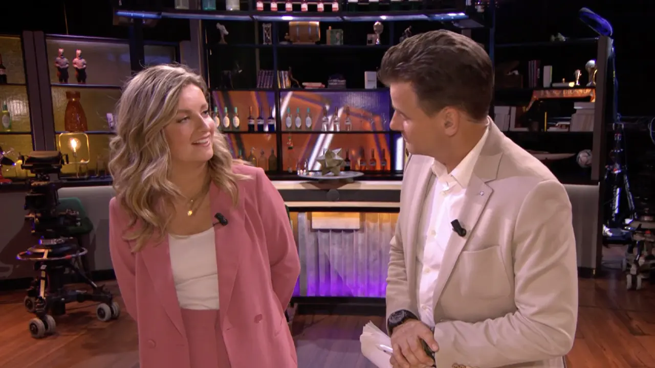 In de Wandelgangen met Merel Ek: 'Een talkshow lijkt me hartstikke leuk'