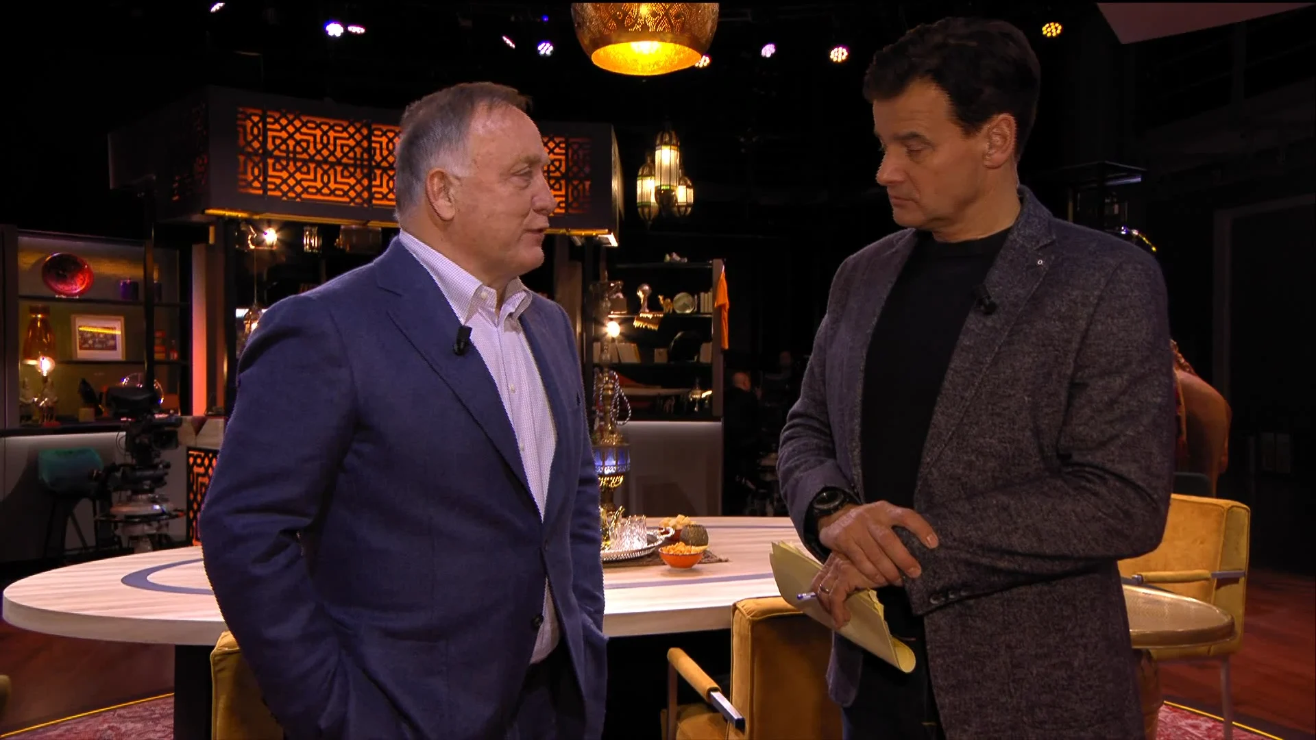 In de Wandelgangen: Dick Advocaat onthult wat hij gaat verdienen bij ADO Den Haag