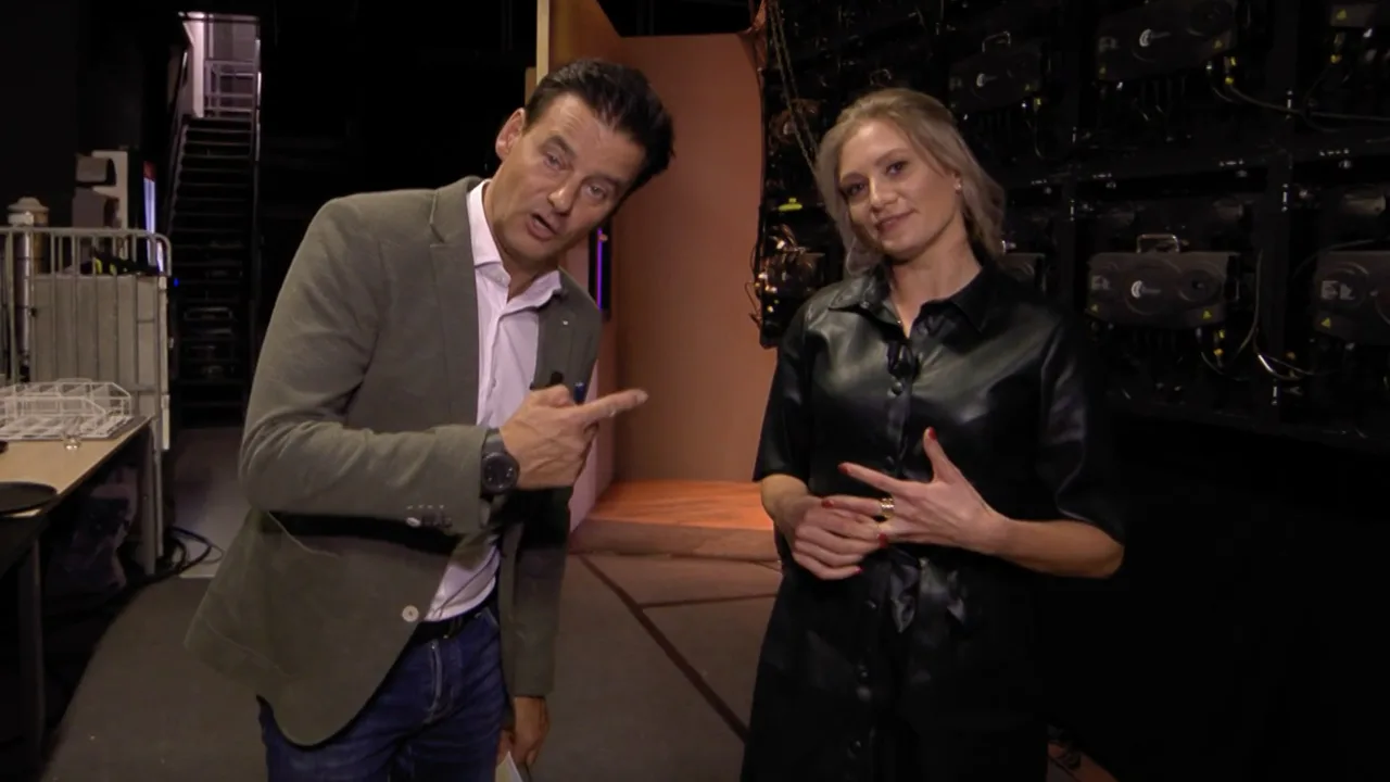 Roxane zou presentatieklus heel leuk vinden: ‘Daar zou ik meteen ‘ja’ op zeggen’