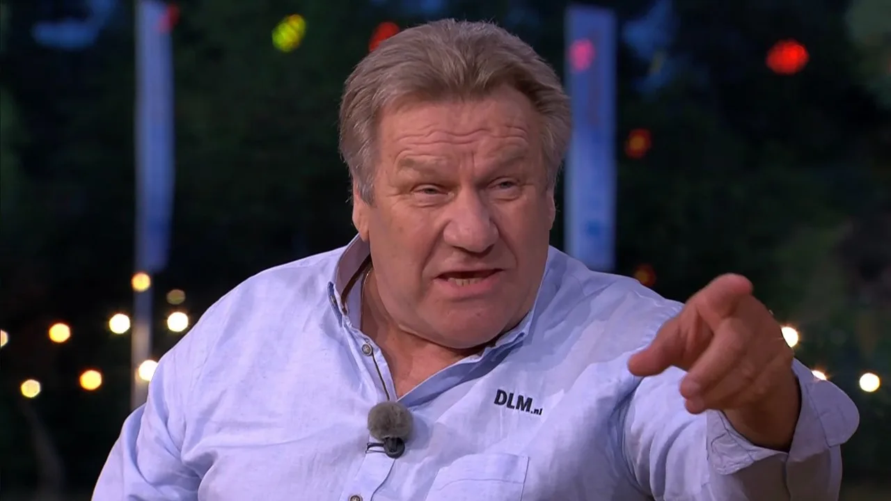 Jan keek met verbazing naar Johan en René: 'Jullie zeiden helemaal niks?!'