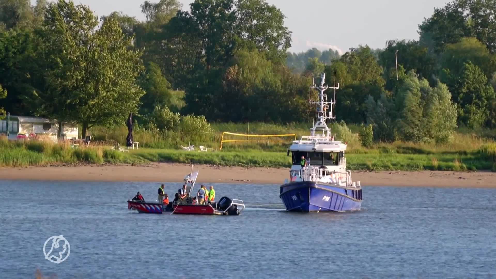 Vrouw vermist na aanvaring op de Lek bij Ameide