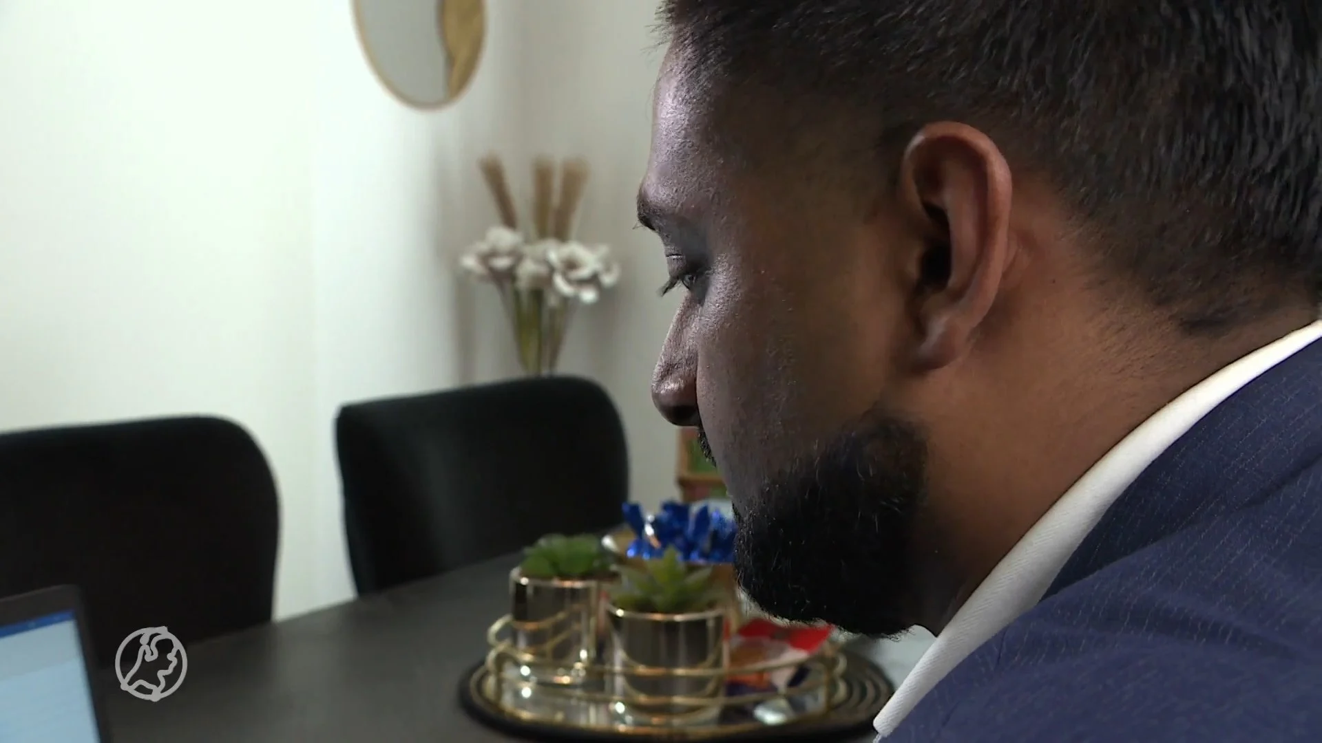 Michael met zelfde achternaam als drugsverdachte wordt platge...