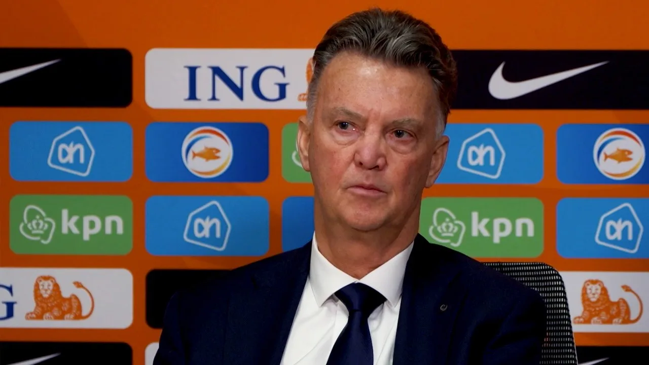Van Gaal prijst Oranje, maar blijft kritisch: ‘Het moet nog beter in balbezit’