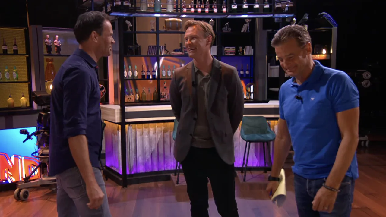 In de Wandelgangen met Bas en Sam: 'Valentijn Driessen is echt het zonnetje in huis!'