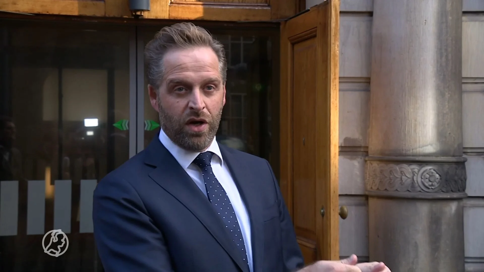 Hugo de Jonge blikt vooruit: 'Afschalen acute planbare zorg is onvermijdelijk'