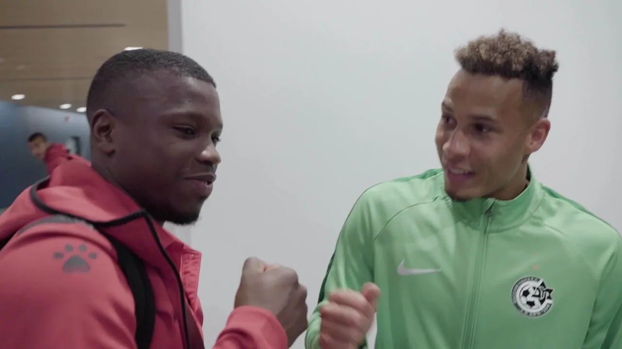 Paradijsvoetballers treffen elkaar in spannende bekerwedstrij...