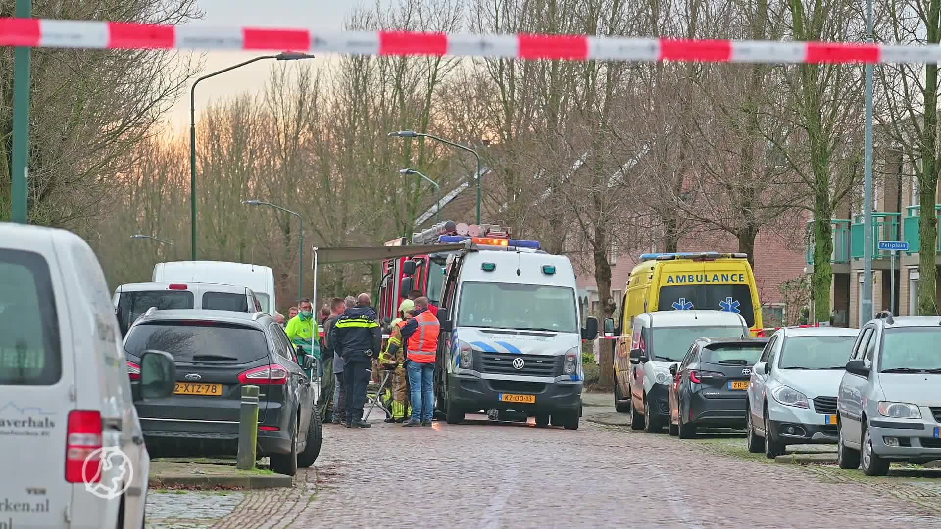Politie vindt zelfgemaakte vuurwerkbommen in Zevenbergen, man...