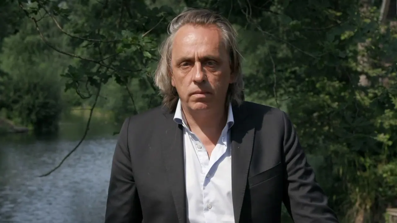 'Het is een nationale ramp dat er van die broertjes Coronel twee zijn'