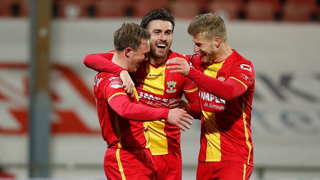 Go Ahead Eagles-verdediger zoekt club via opmerkelijk platfor...