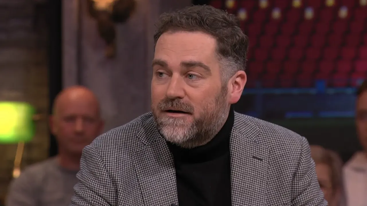 PSV-commissaris Klaas Dijkhoff geeft uitleg over vertrek Toon Gerbrands