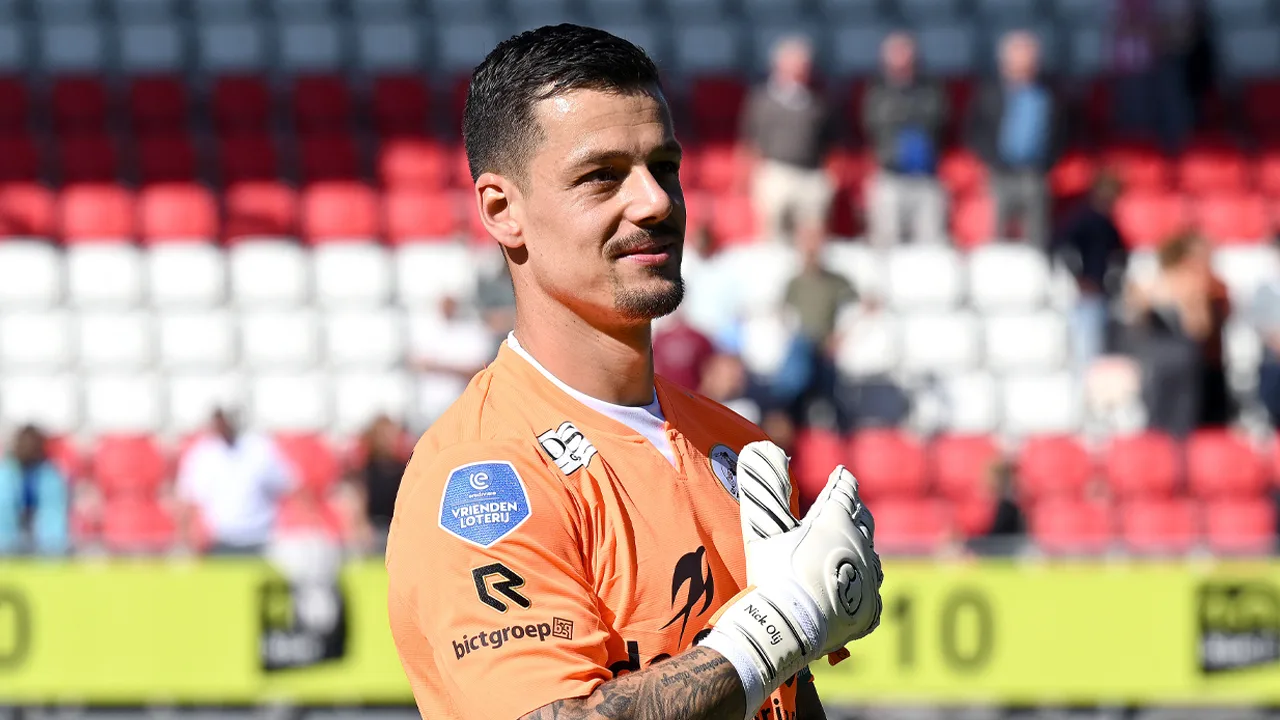 'Olij is eigenlijk de beste keeper voor Oranje op dit moment'