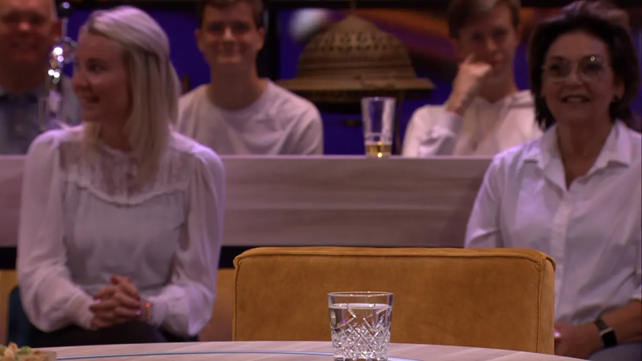 Johan ontbreekt na reclamebreak aan tafel Vandaag Inside