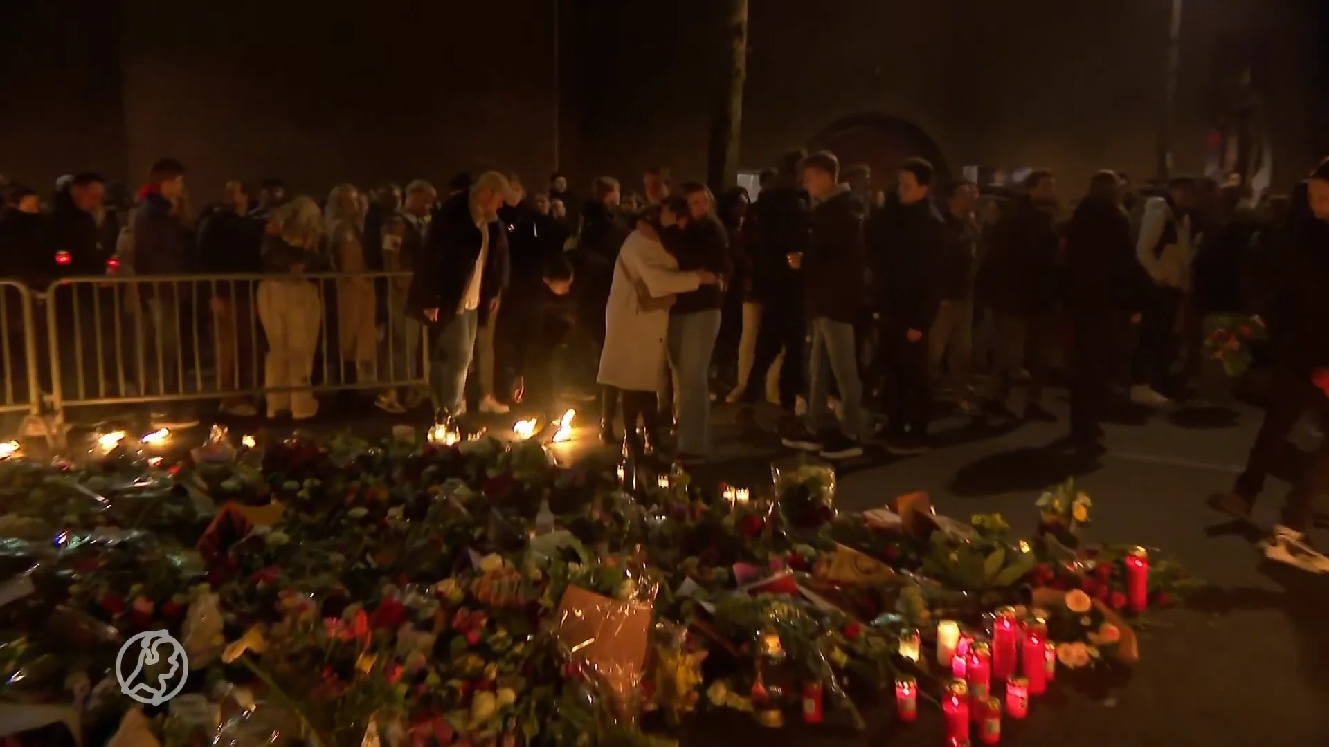 Rouw en verdriet bij stille tocht voor doodgestoken Guus