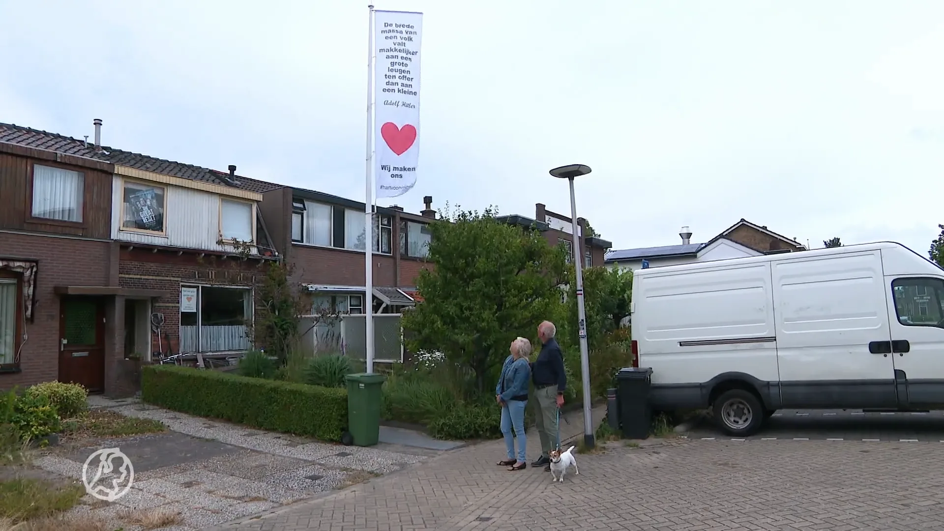 Buren kijken wederom uit op Hitler-vlag in Voorhout
