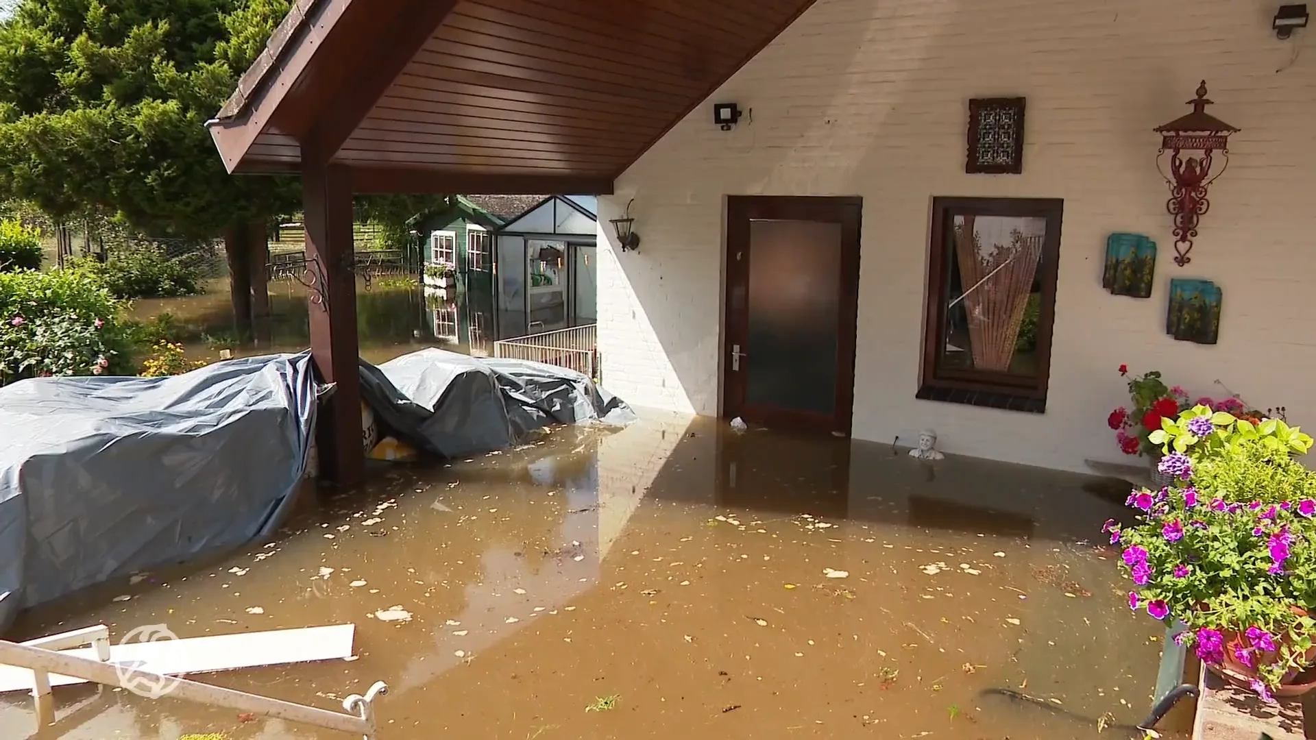 Limburgse gedupeerden watersnoodramp wachten nog altijd op geld: 'Iedereen valt buiten de boot'