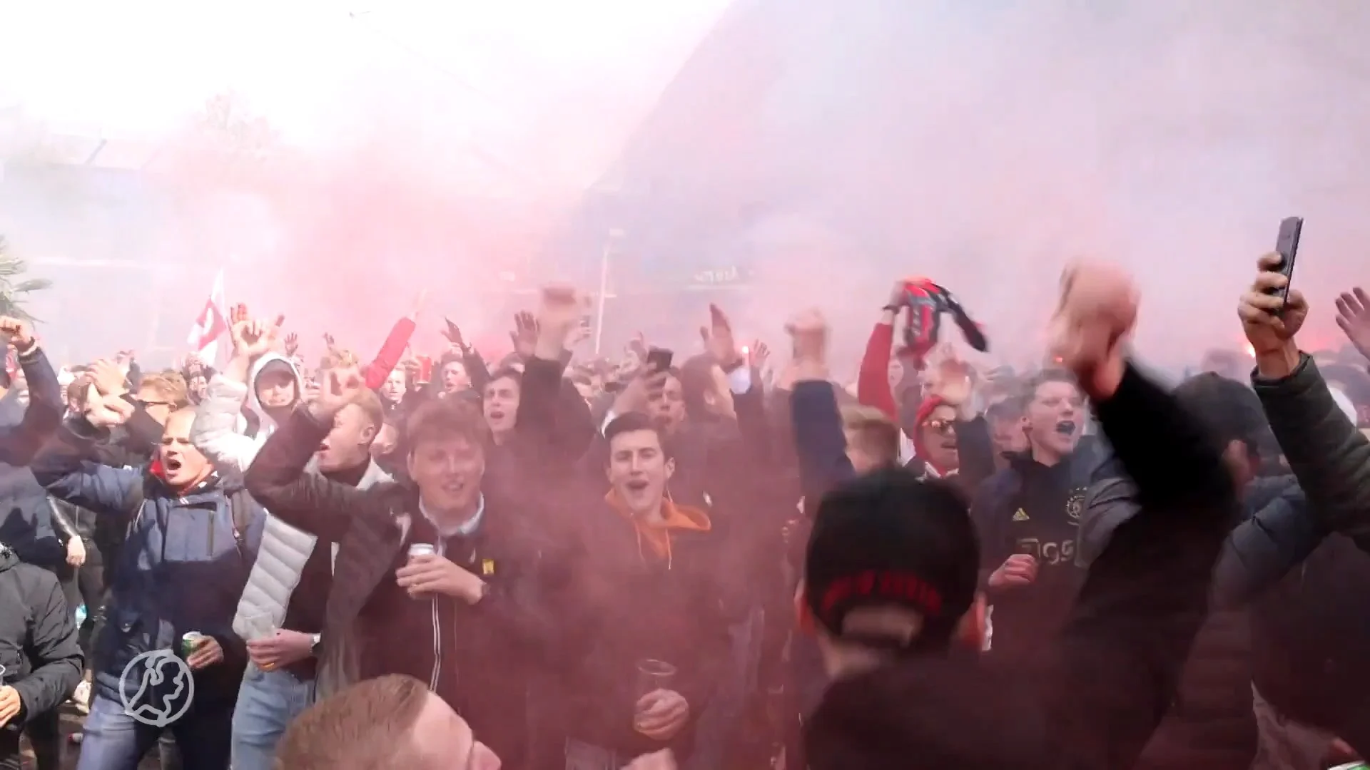 Ajax-supporters vieren kampioenschap
