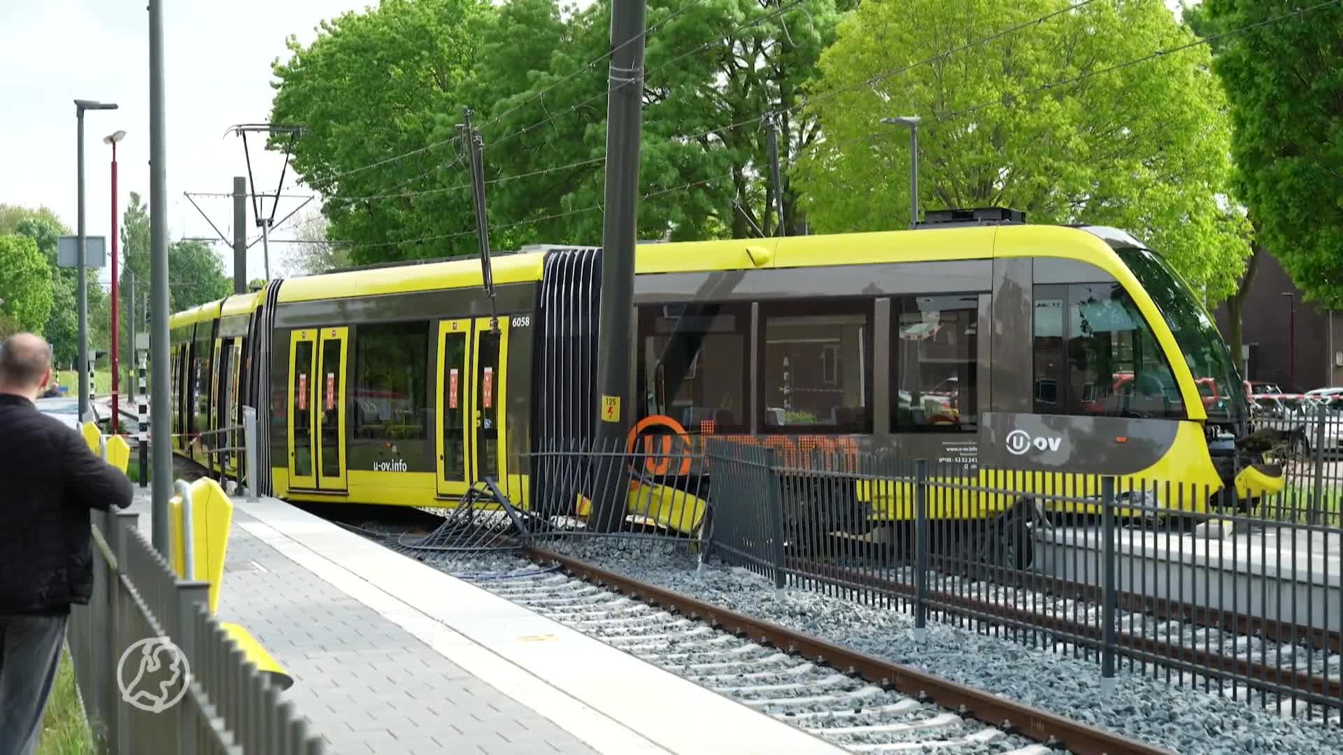 Tram ontspoord na botsing met auto in Nieuwegein
