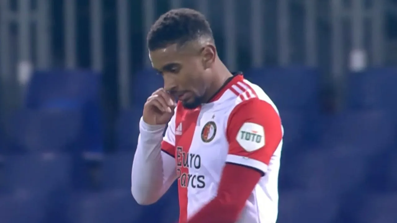 KANS: Reiss Nelson schiet rakelings naast