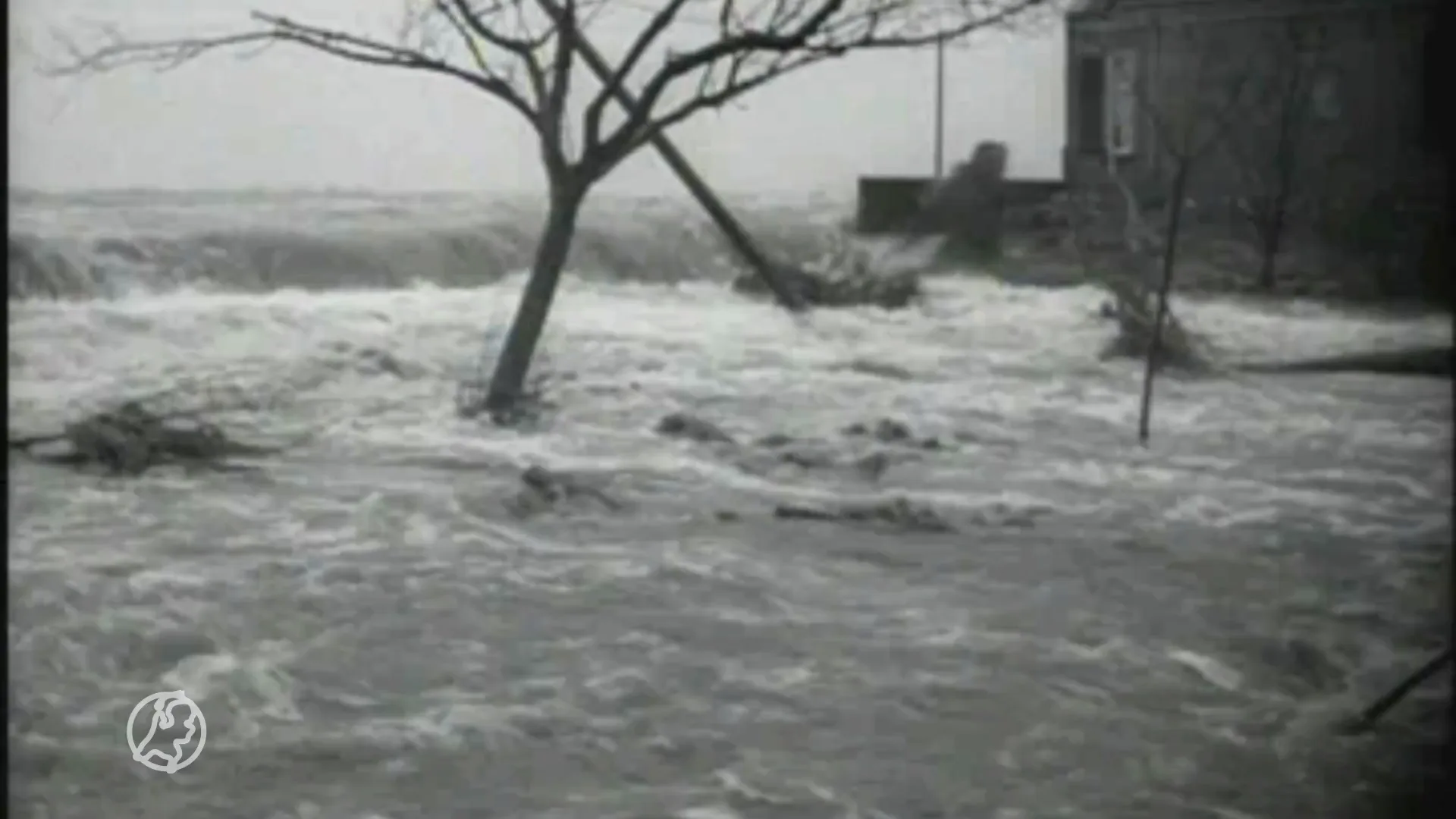 Piet verliest tijdens watersnoodramp vader, broers en zusje