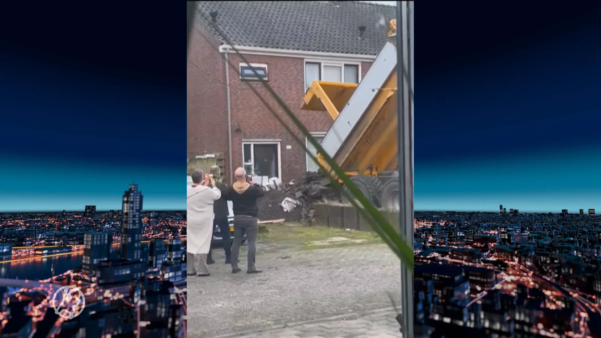 Boze ondernemer blokkeert woning van wanbetaler met grote berg puin