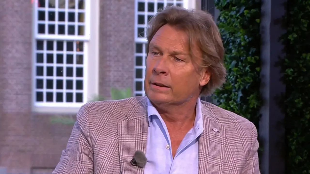 Hans kritisch op Van Gaal na opmerking over Oranje-spelers: 'Hele rare man'