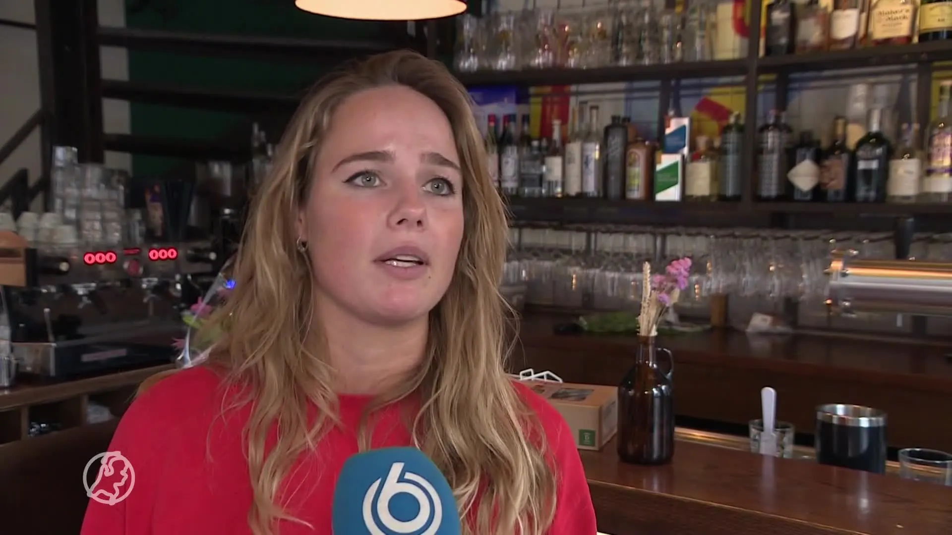 Feyenoord-hooligans belagen clubleiding Duitse club in Rotterdamse bar