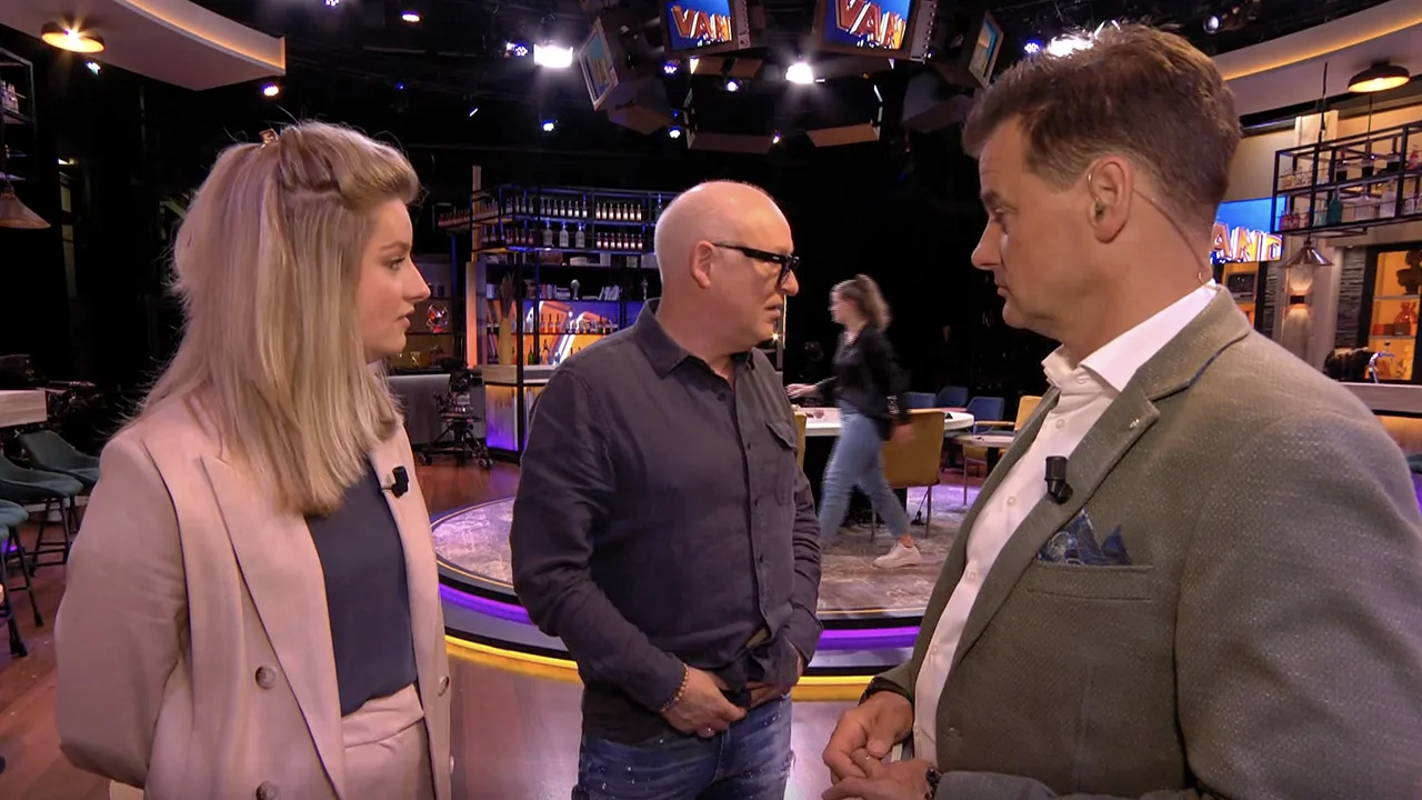 René onderbreekt In de Wandelgangen: 'De rij voor jou is bijna langer dan die op Schiphol'
