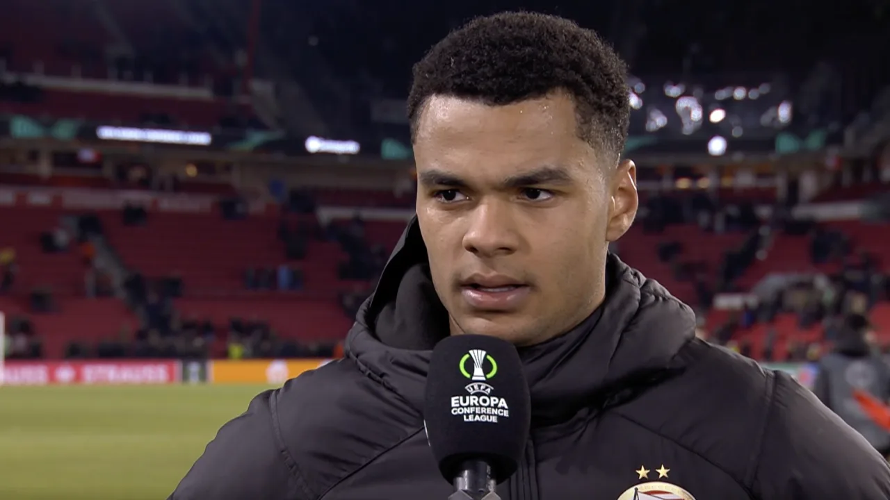 Gakpo baalt van gemiste strafschop: 'Slecht ingeschoten'